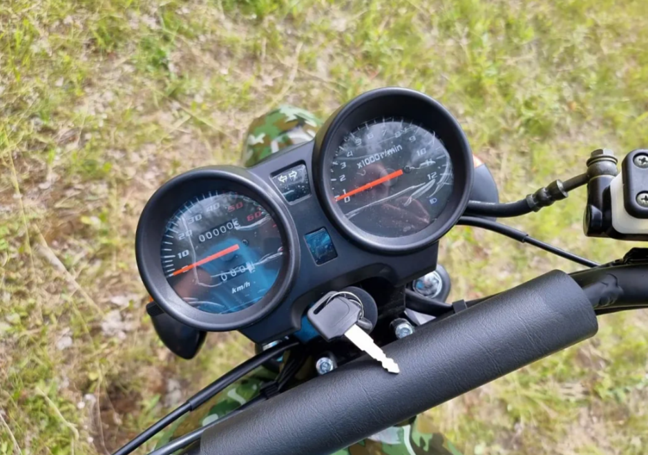 МОПЕД PROMAX ALPHA OFFROAD 130 (49) LUX (LED) в Боровичах