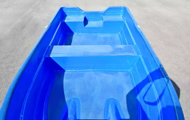 Стеклопластиковая лодка Neman-340 (тримаран) в Боровичах