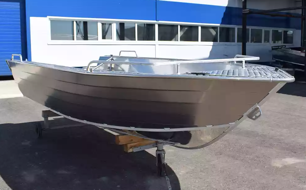 Алюминиевая лодка Неман-500 P в Боровичах