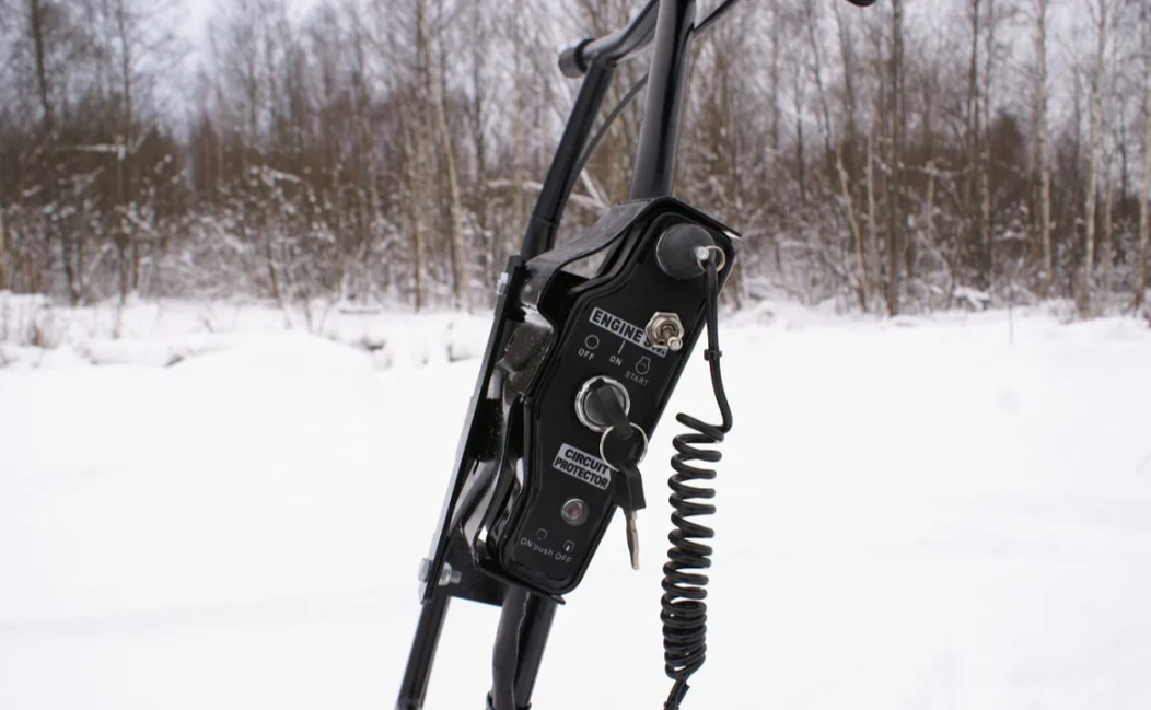 Мотобуксировщик БТС «МАЛЕК» 380/7 БЕЗ э/зап. Б/У в Боровичах