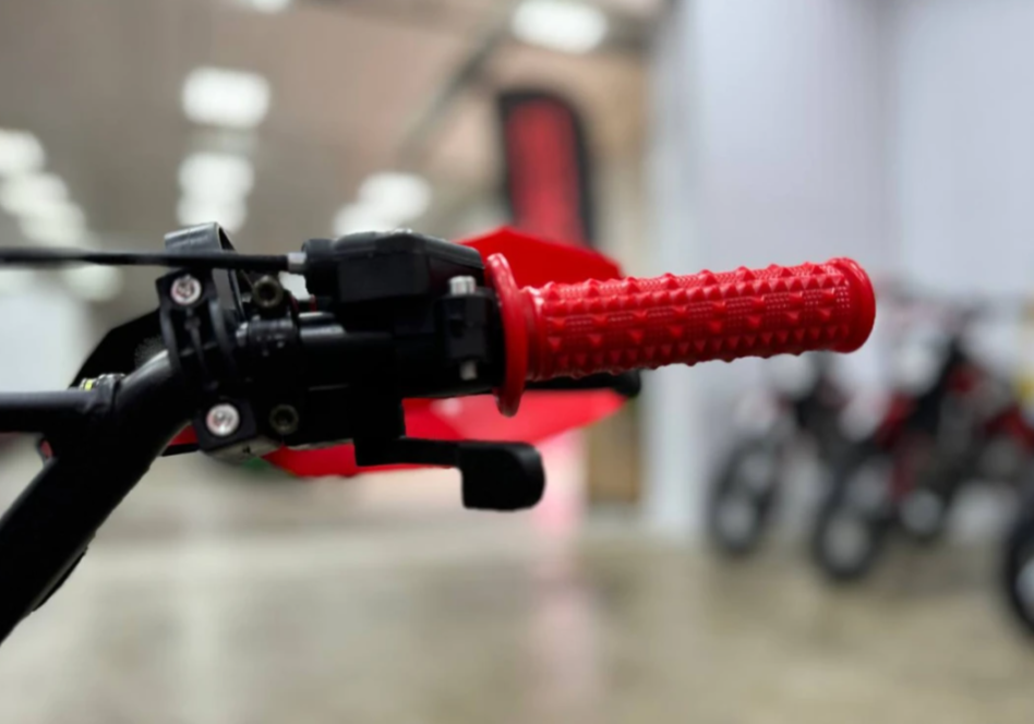 Квадроцикл GBM ROBLOX в Боровичах