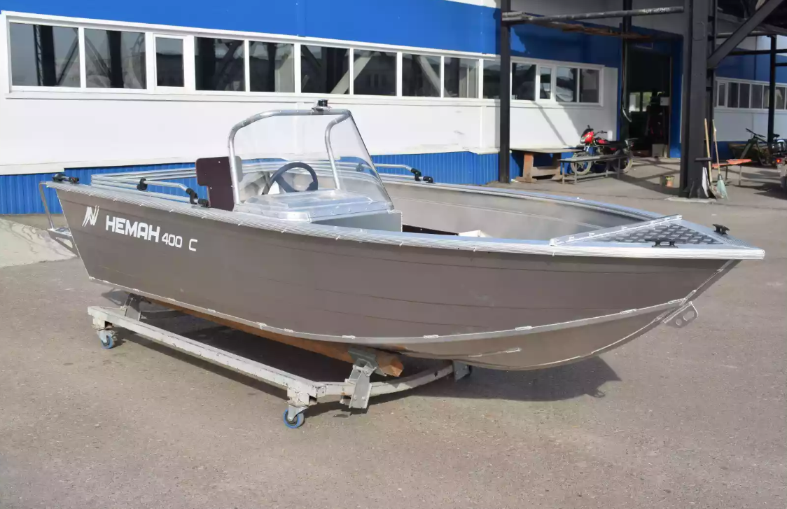 Алюминиевая лодка Неман-400 С в Боровичах