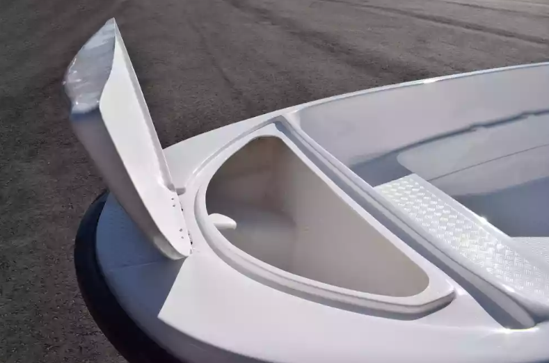 Стеклопластиковая лодка Пингвин (тримаран) в Боровичах