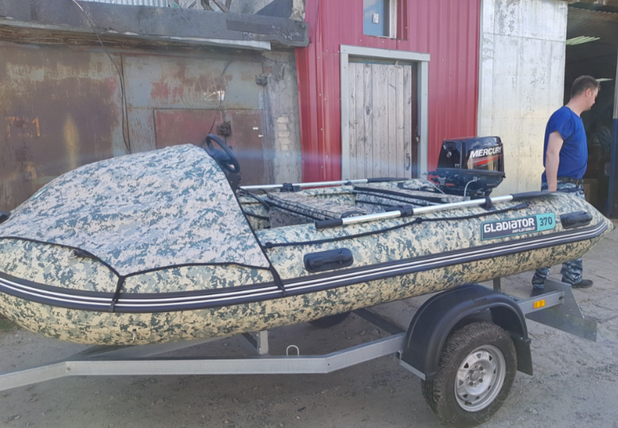 НАДУВНАЯ ЛОДКА GLADIATOR C370AL в Боровичах