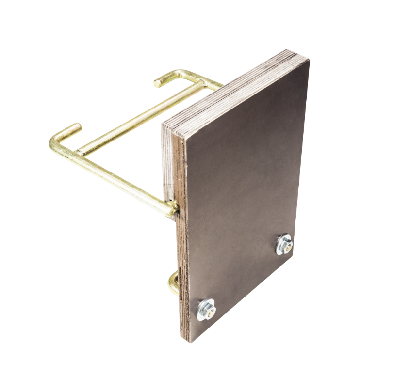 Навесной транец в Боровичах