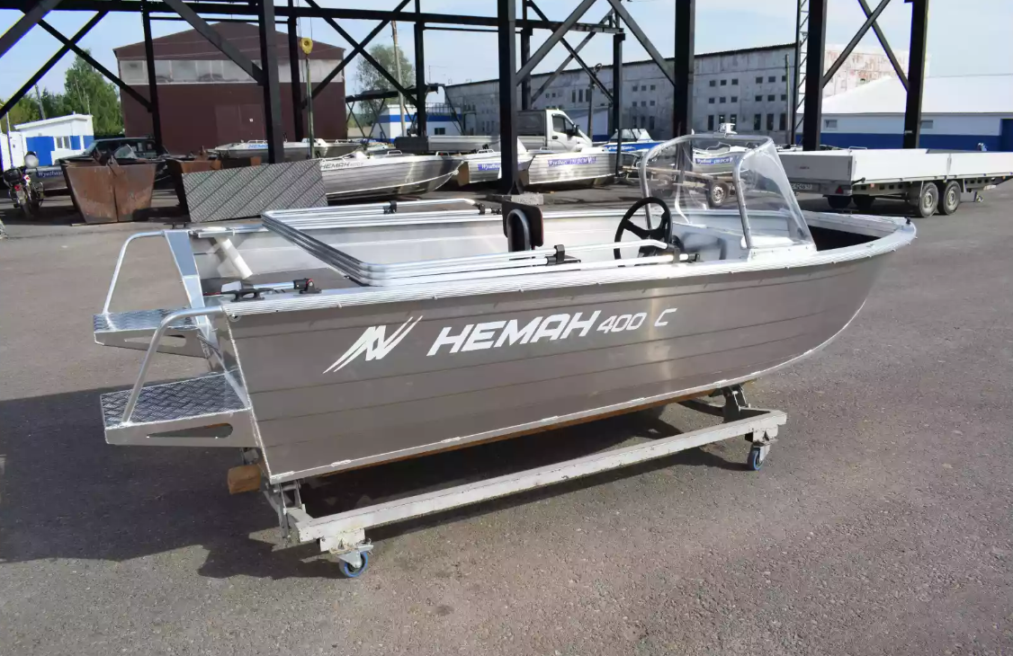 Алюминиевая лодка Неман-400 С в Боровичах
