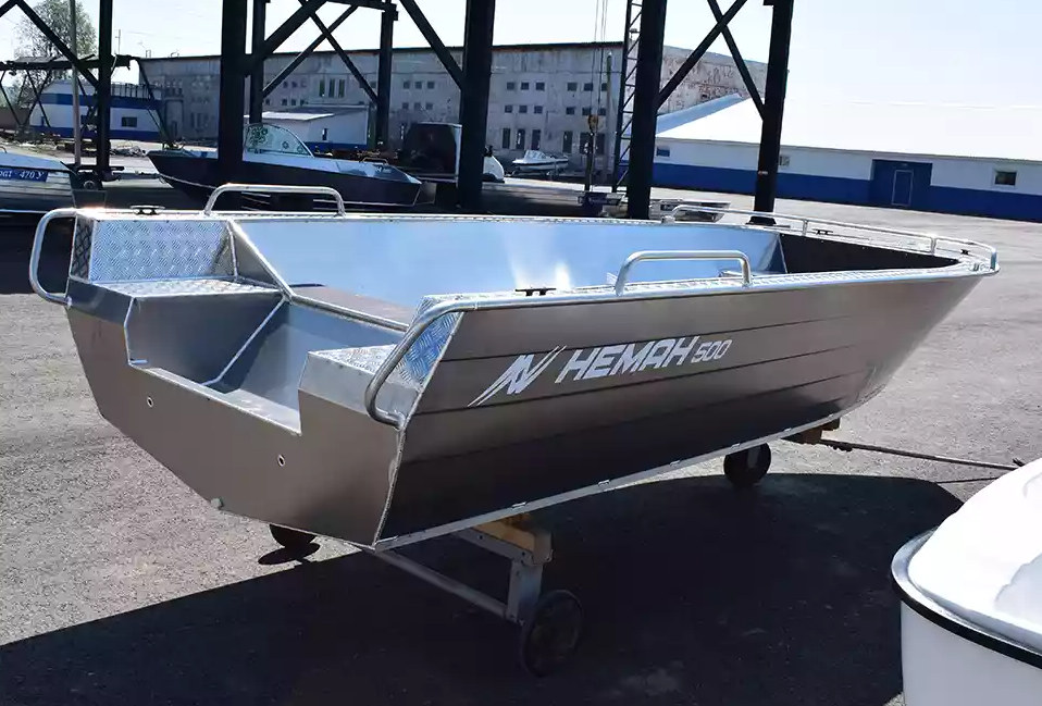 Алюминиевая лодка Неман-500 P в Боровичах