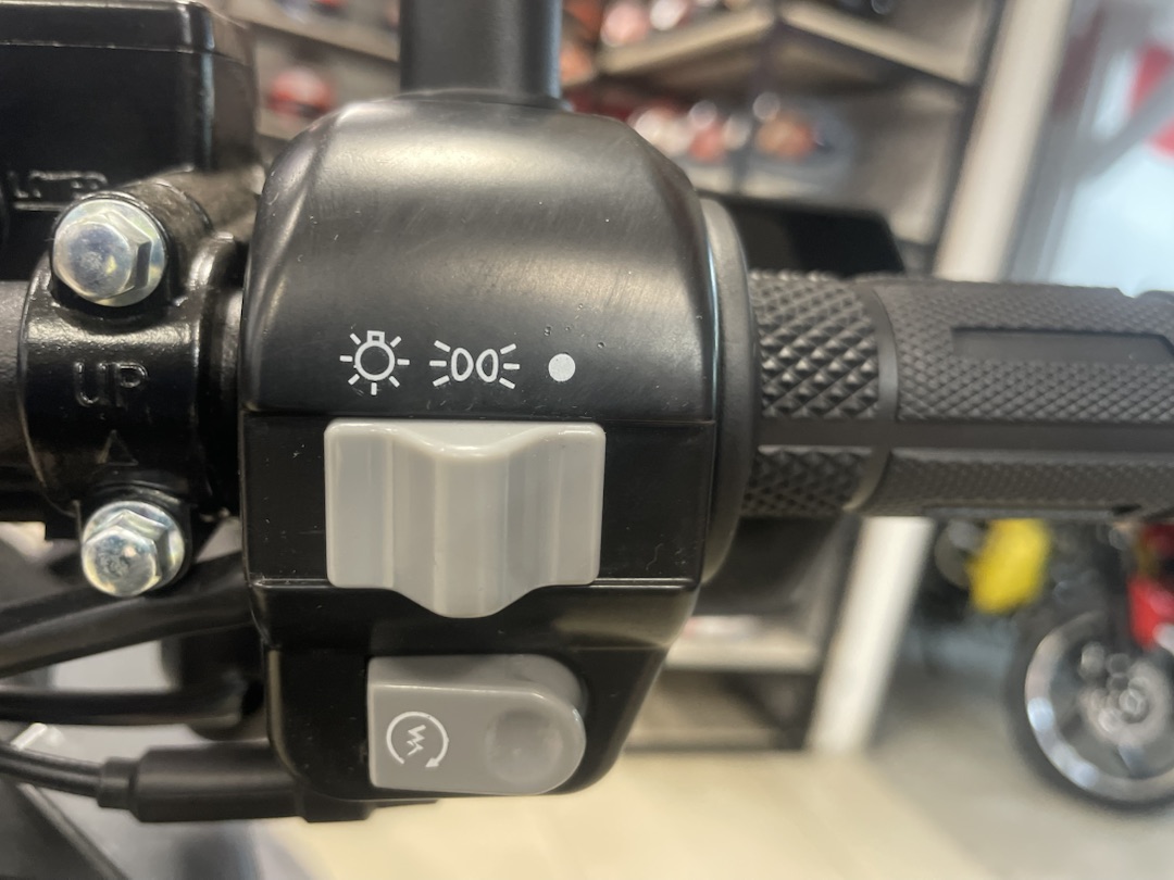 Скутер PROMAX STALKER ARMY 240(49) в Боровичах