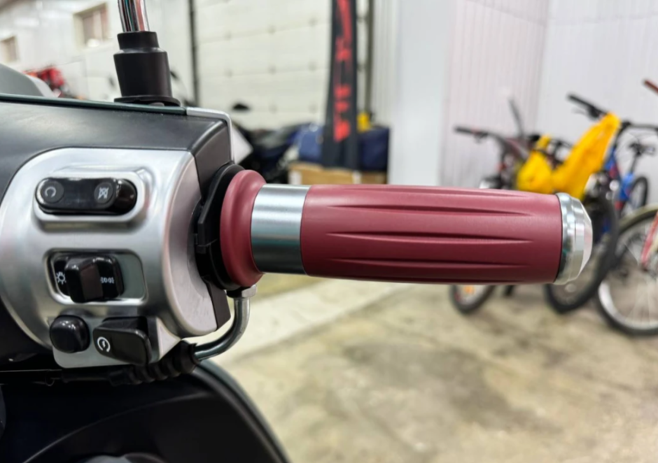 Скутер PROMAX Miami 240 (49) в Боровичах