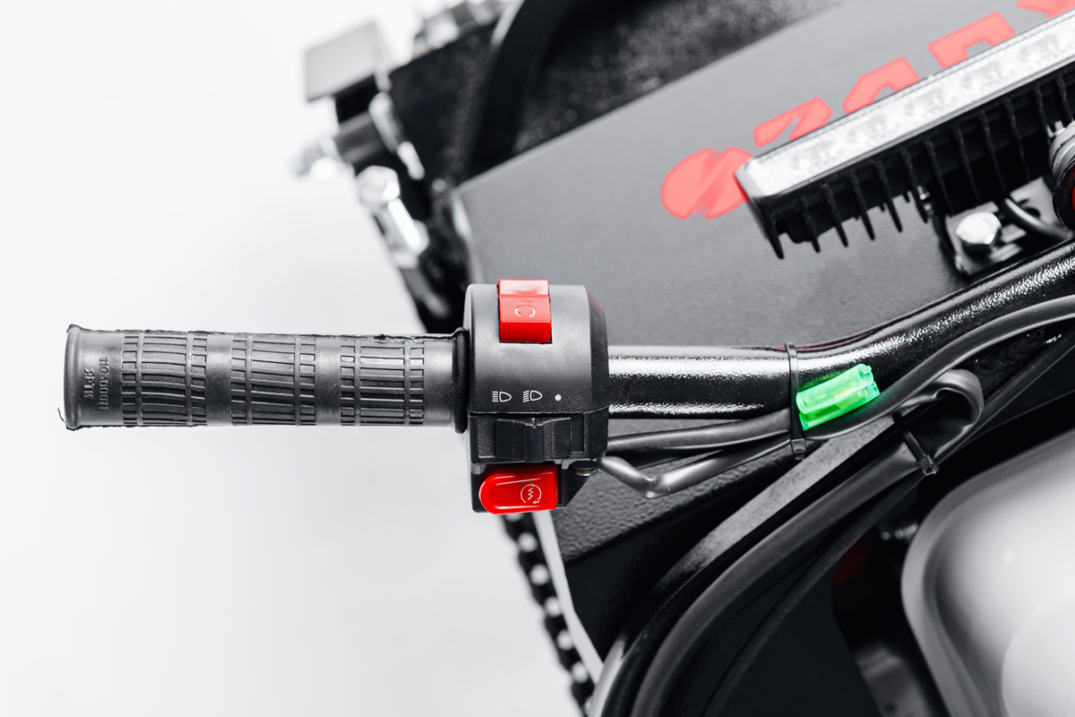 МОТОБУКСИРОВЩИК IKUDZO 1100/380 К7 в Боровичах