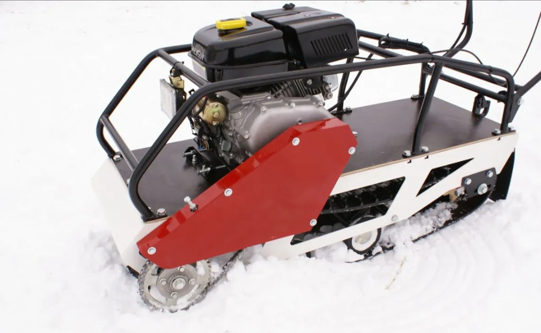 Мотобуксировщик БТС «МАЛЕК» 380/7 БЕЗ э/зап. Б/У в Боровичах