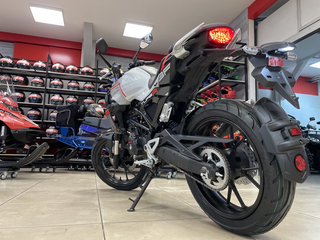 Мопед PROMAX CB150R (49) в Боровичах