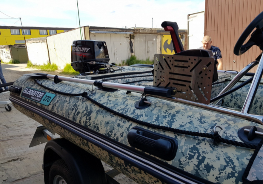 НАДУВНАЯ ЛОДКА GLADIATOR C370AL в Боровичах