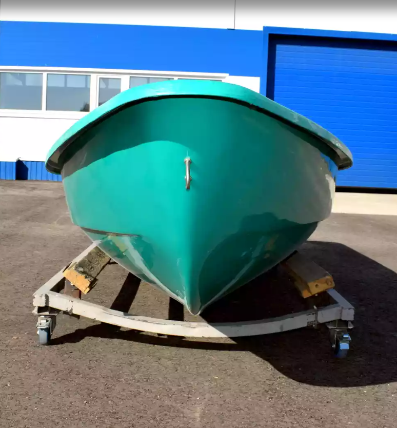 Стеклопластиковая Лодка Голавль в Боровичах