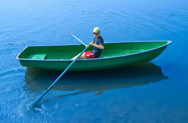 Стеклопластиковая Лодка Голавль в Боровичах