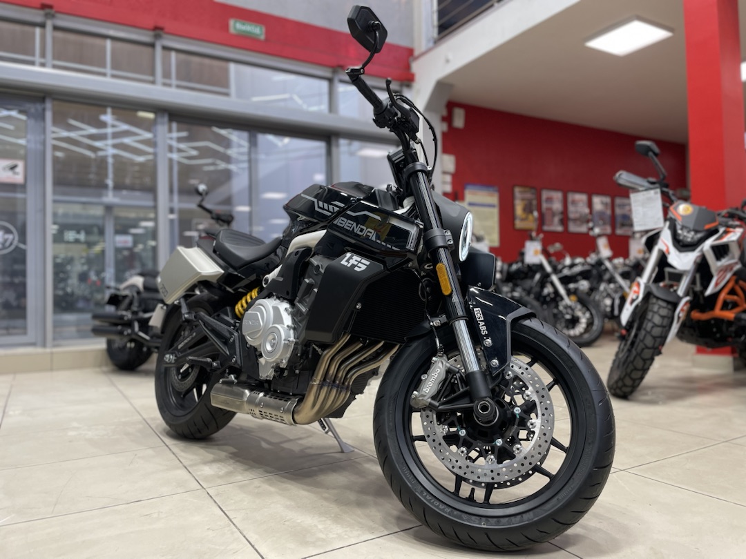 Мотоцикл Benda LFS 700 в Боровичах