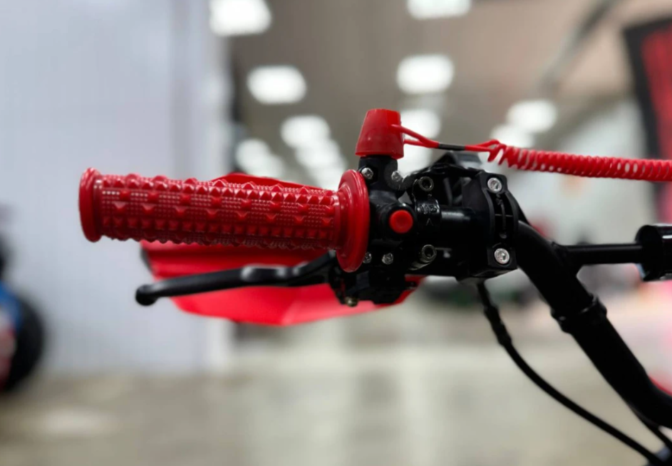 Квадроцикл GBM ROBLOX в Боровичах