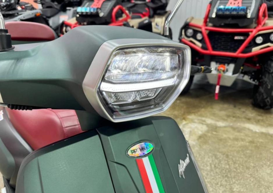 Скутер PROMAX Miami 240 (49) в Боровичах