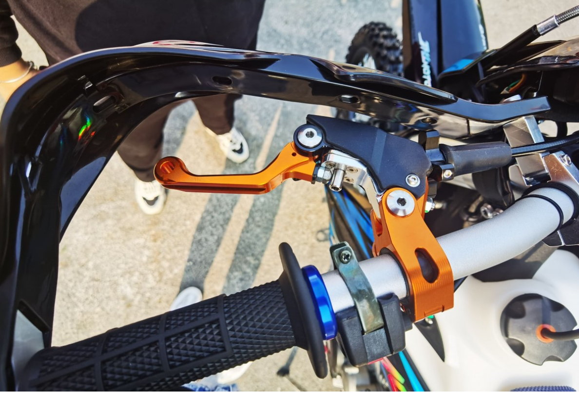 Мотоцикл JHLMOTO JHL Z3 CB250 (172FMM-3A) в Боровичах