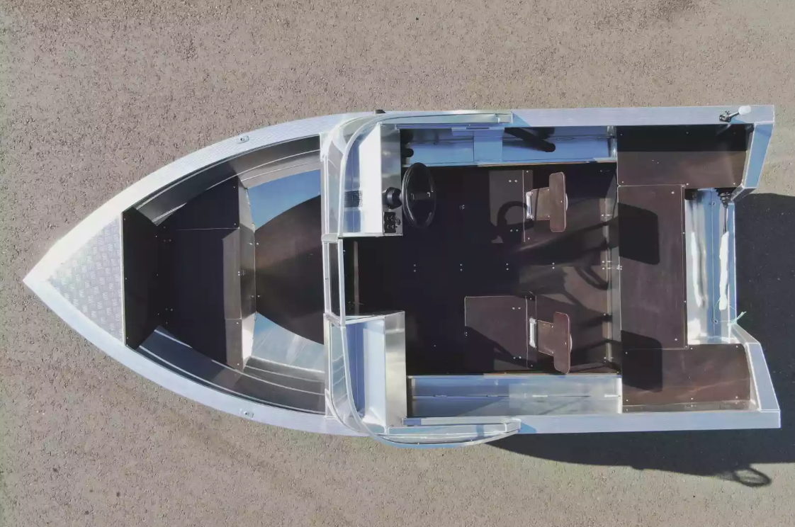 Алюминиевая лодка  Неман-400 DCM в Боровичах