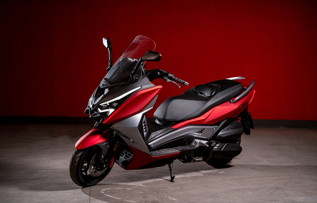 МАКСИСКУТЕР ARIIC 318 в Боровичах