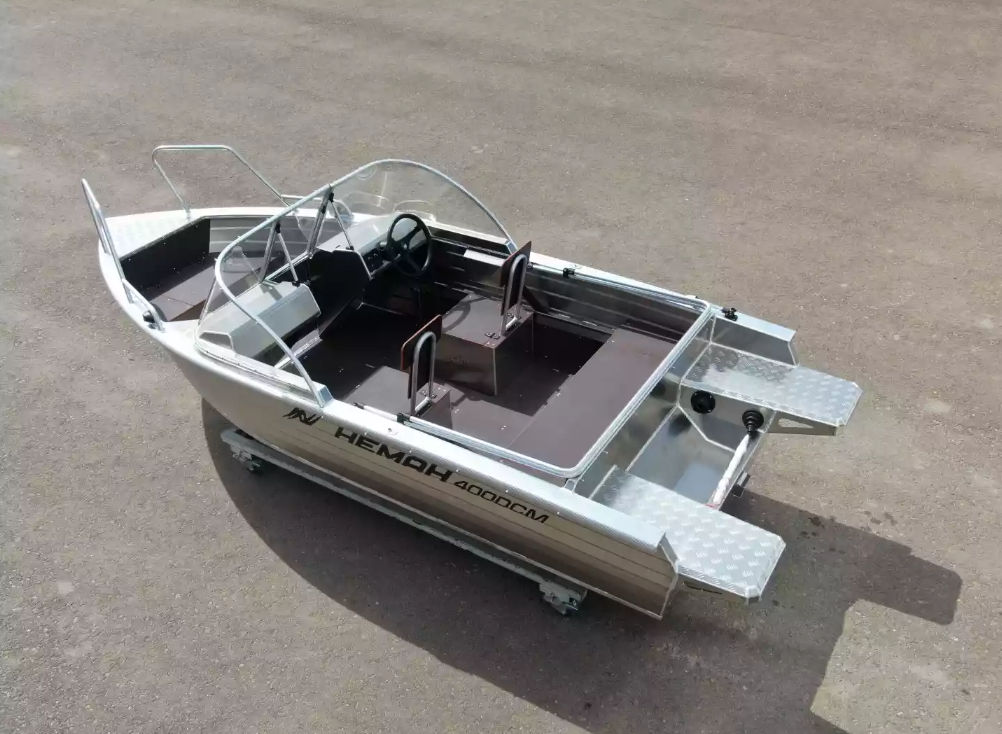 Алюминиевая лодка  Неман-400 DCM NEW в Боровичах