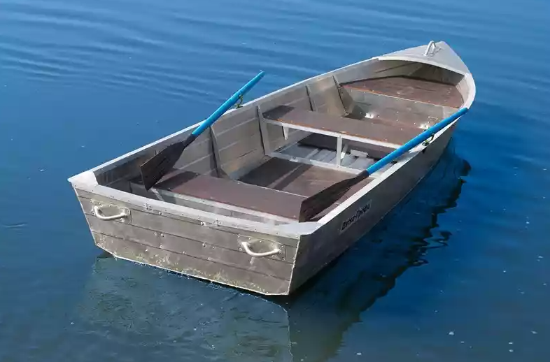 Алюминиевая лодка Вятка-Профи 32 в Боровичах