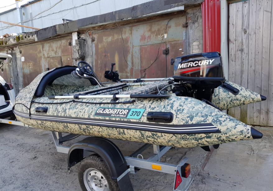 НАДУВНАЯ ЛОДКА GLADIATOR C370AL в Боровичах
