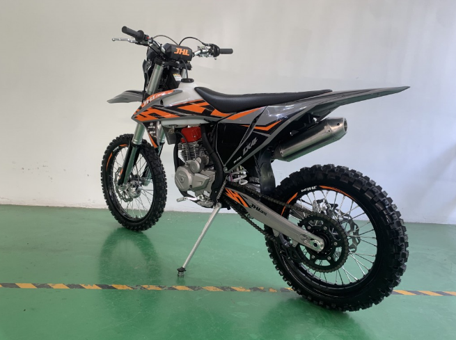 Мотоцикл JHLMOTO JHL LX4 CB300RL (175FMN) в Боровичах
