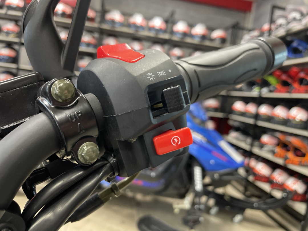 Мопед PROMAX CB150R (49) в Боровичах