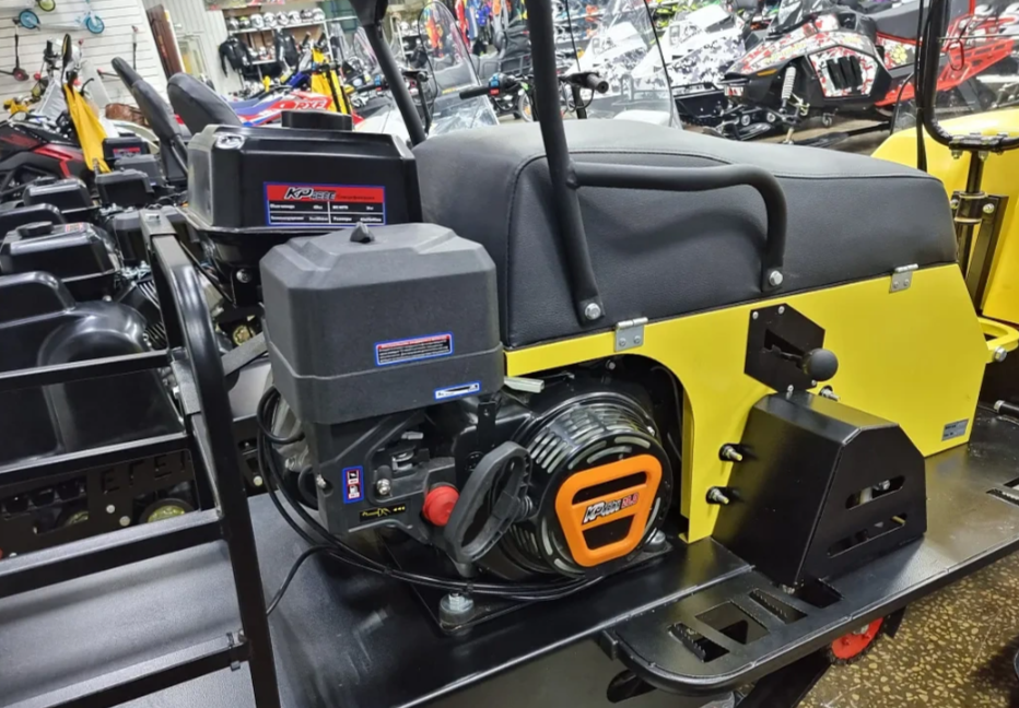 Миниснегоход Бурлак-М Егерь Стандарт SPORT 20 л.с. с эл.зап. в Боровичах