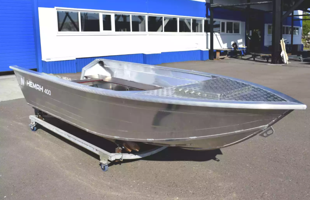Алюминиевая лодка Неман-400 Р PRO в Боровичах
