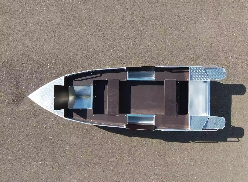 Алюминиевая лодка Wyatboat-390 M в Боровичах Алюминиевая лодка Wyatboat-390 M в Боровичах
