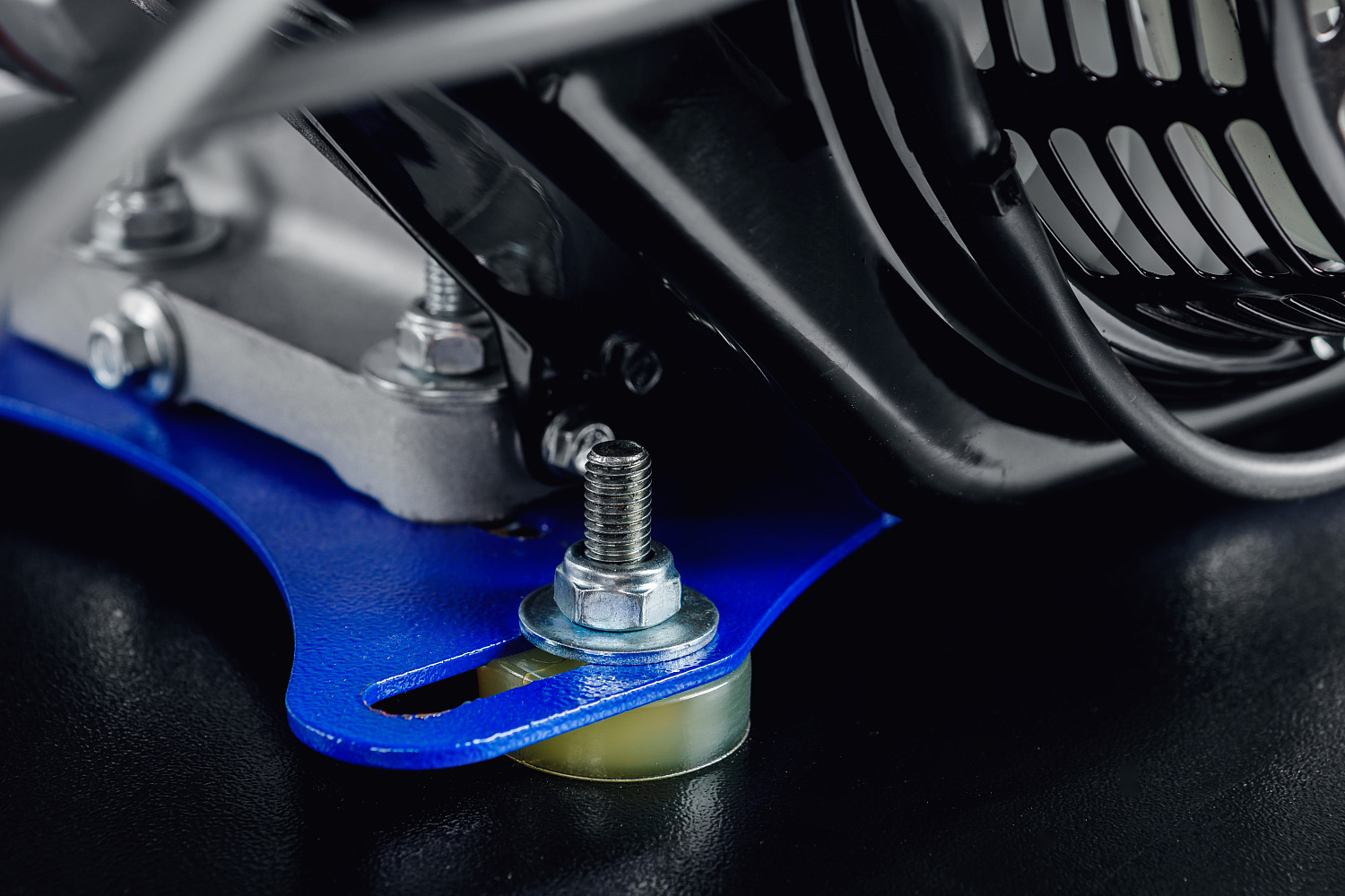 МОТОБУКСИРОВЩИК IKUDZO LONG 2.0 1700/500 EKR15 в Боровичах