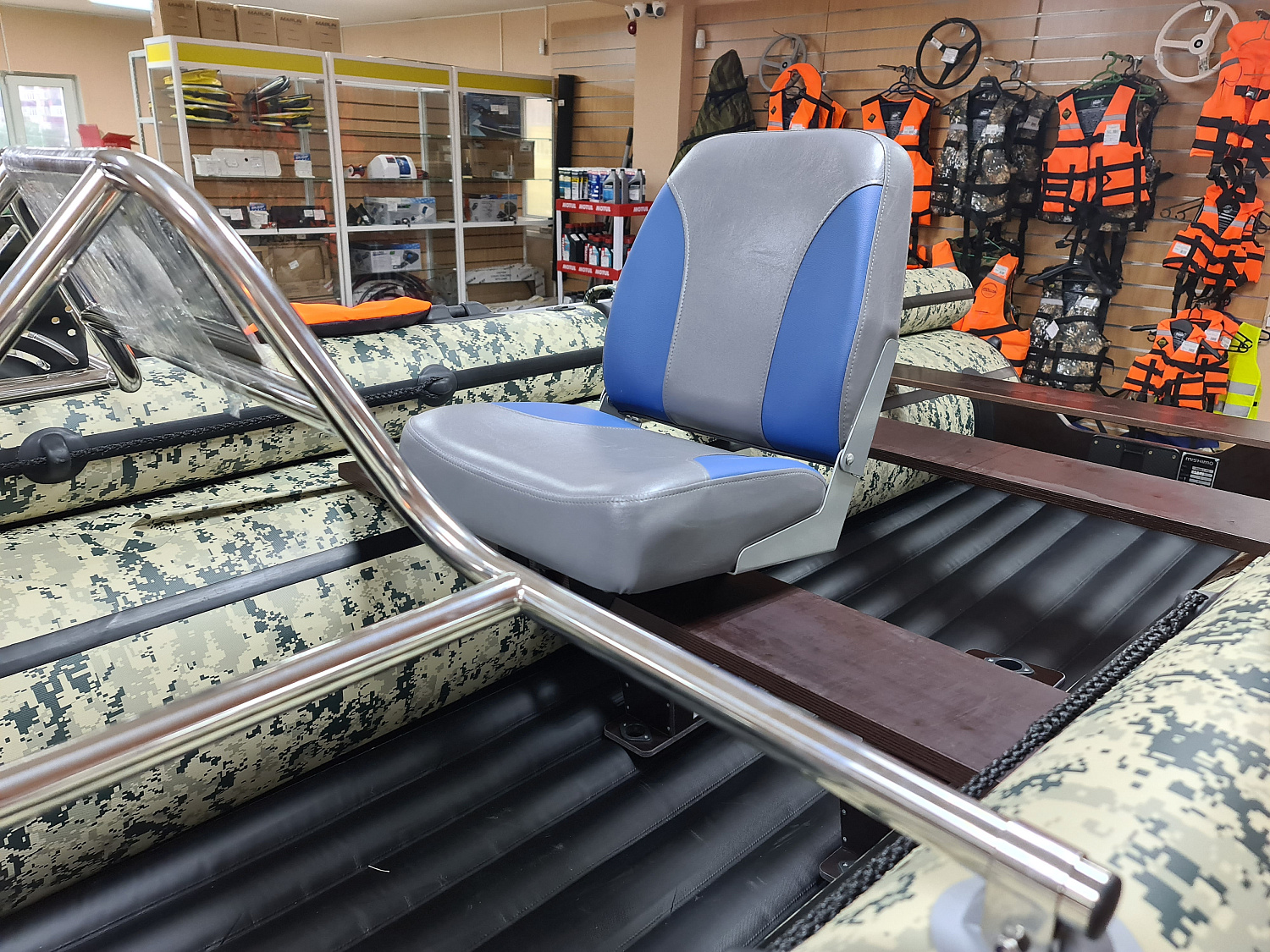 КРЕСЛО МЯГКОЕ РАСКЛАДНОЕ С ПОВОРОТНЫМ МЕХАНИЗМОМ ДЛЯ ЛОДОК в Боровичах