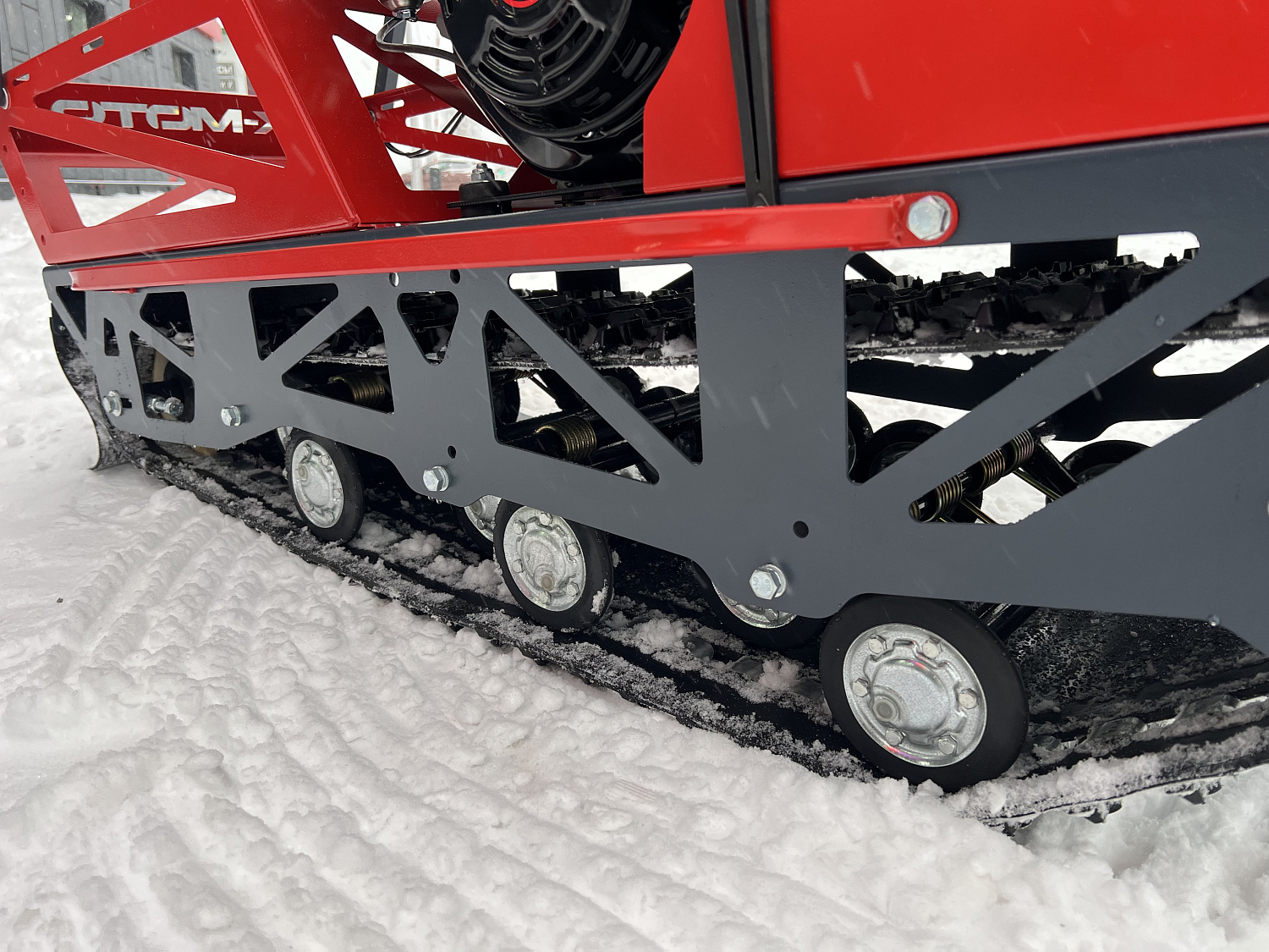 Мотобуксировщик EX-MOTO SNOWDOG S500 15л.с в Боровичах