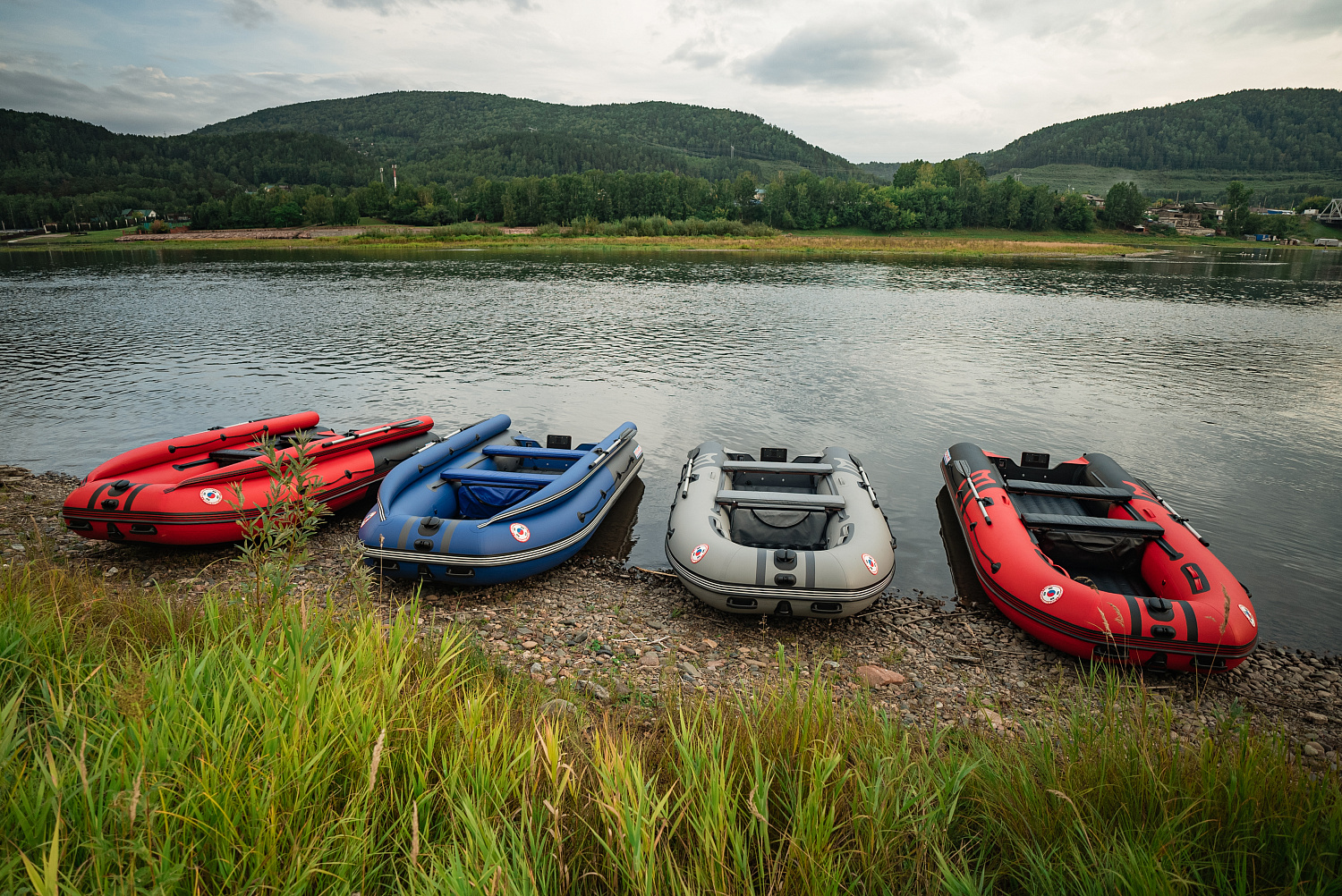 Лодка MISHIMO RIVER FJET PRO 410  под водомет в Боровичах