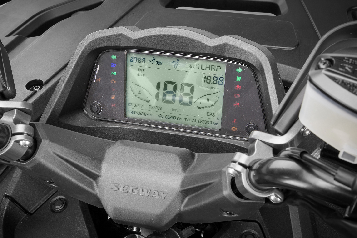  Квадроцикл Segway SNARLER AT6 LE в Боровичах