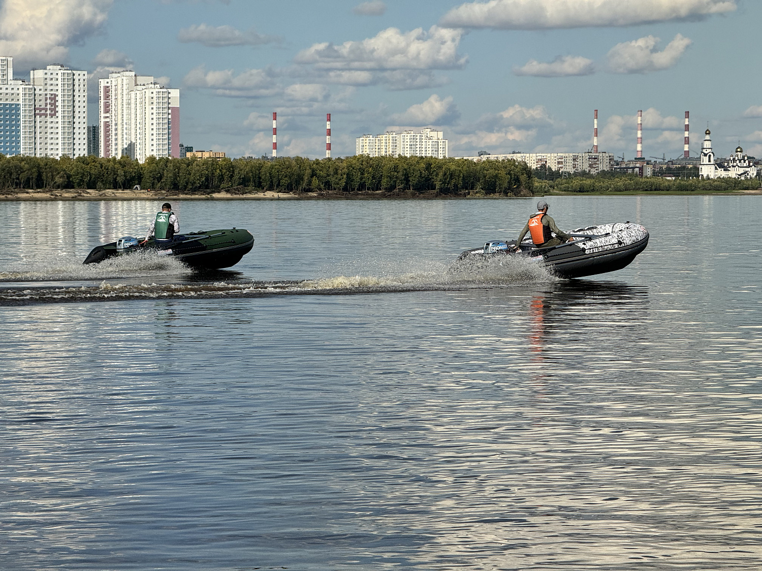 Лодка MISHIMO BIG FLOOR 440 в Боровичах