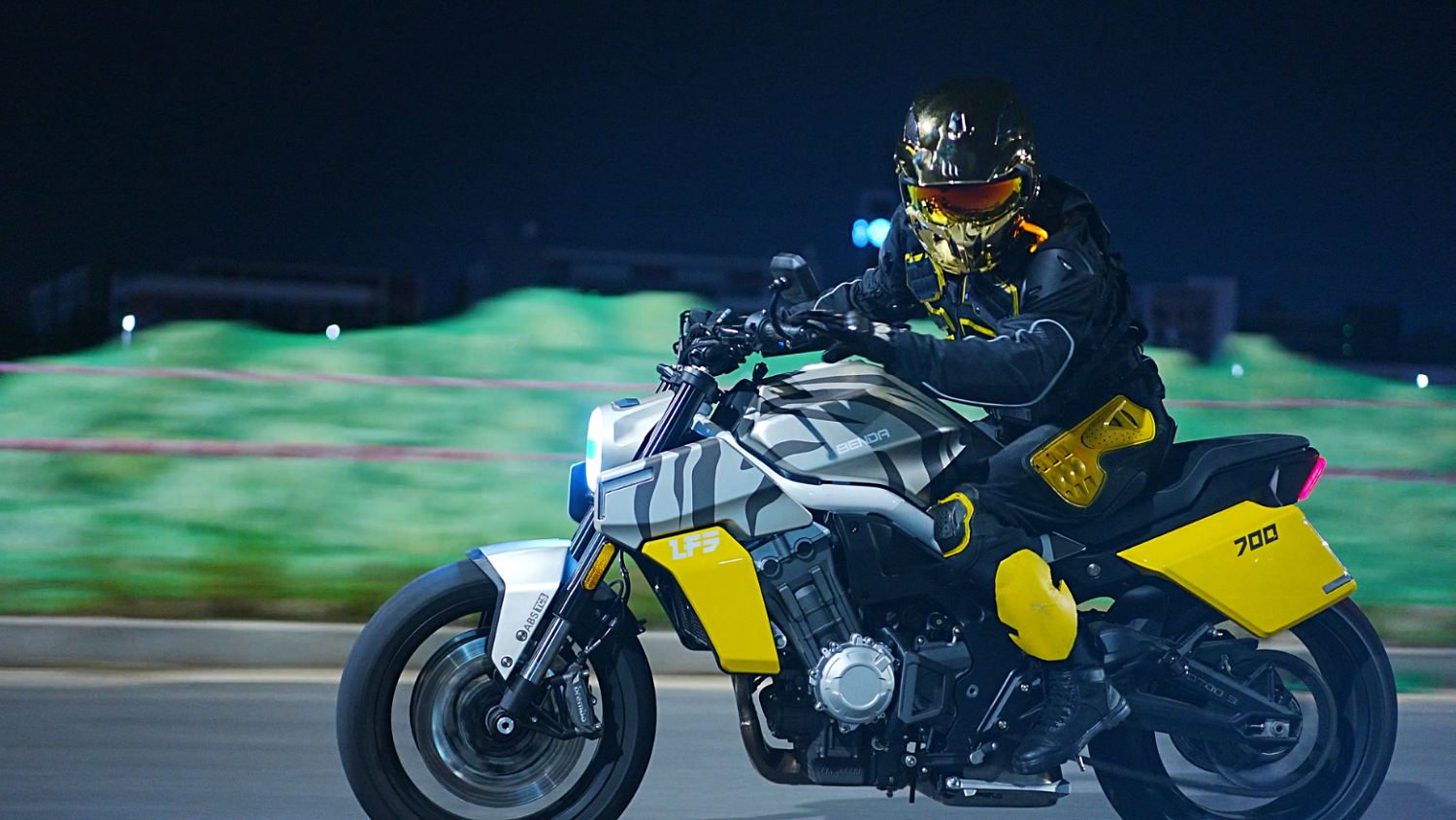 Мотоцикл Benda LFS 700 в Боровичах